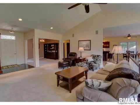 2320 Lake Crst, Springfield, IL 62712 photo 5