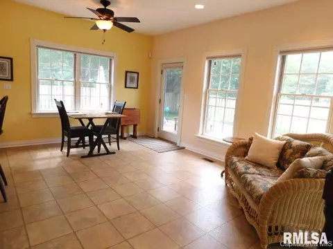 2320 Lake Crst, Springfield, IL 62712 photo 11