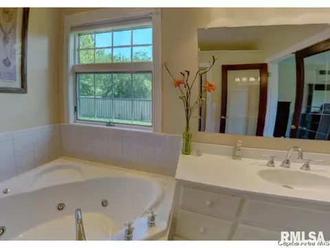 2320 Lake Crst, Springfield, IL 62712 photo 18
