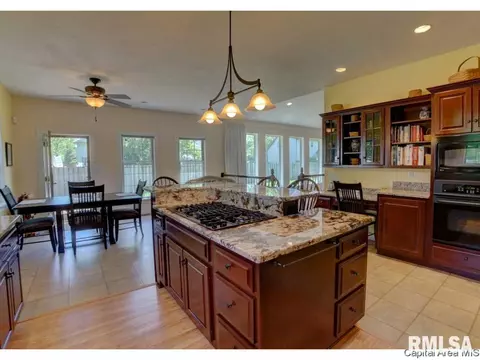 2320 Lake Crst, Springfield, IL 62712 photo 9
