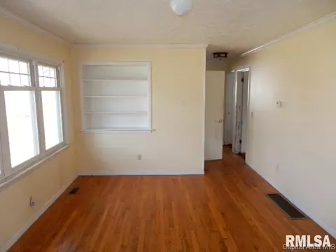 2620 Manor Ave, Springfield, IL 62703 photo 2