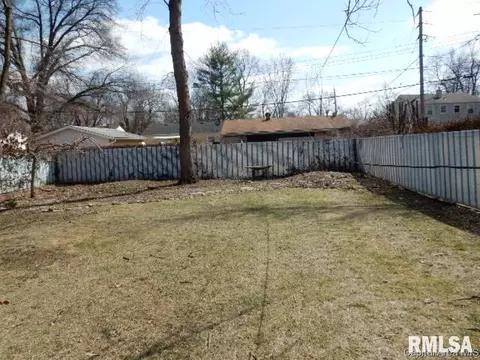 2620 Manor Ave, Springfield, IL 62703 photo 10