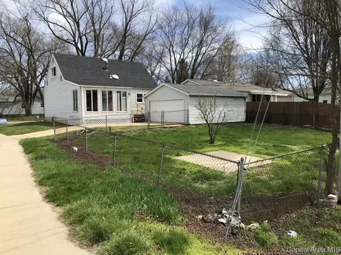 1931 Fairfield Dr, Springfield, IL 62702 photo 3