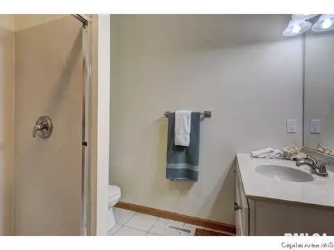 2320 Harbor Lndg, Springfield, IL 62712 photo 27