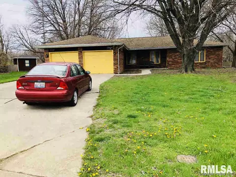 4004-4006 Pickfair, Springfield, IL 62703 photo 1