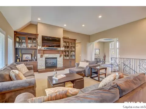 5309 Gentry Rdg, Springfield, IL 62711 photo 7