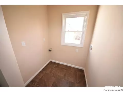 20 Midland Ct, Springfield, IL 62702 photo 10