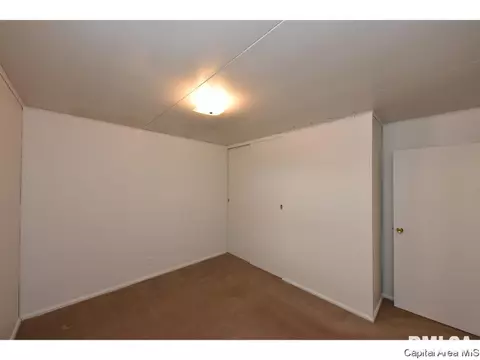 2436 E Wilshire Rd, Springfield, IL 62703 photo 20