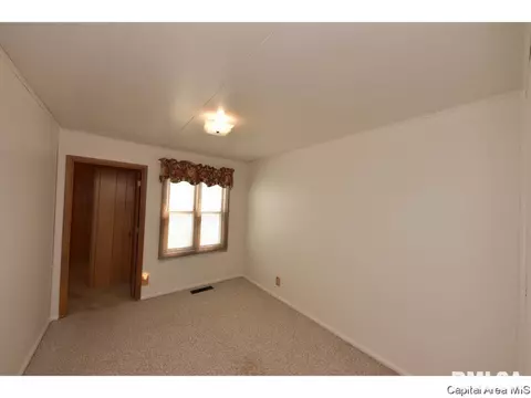 2436 E Wilshire Rd, Springfield, IL 62703 photo 12