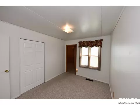 2436 E Wilshire Rd, Springfield, IL 62703 photo 13