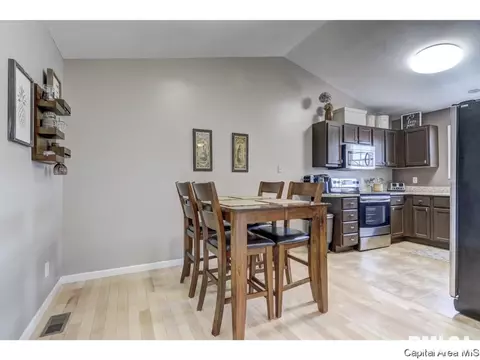 3716 Cranleigh Blvd, Springfield, IL 62712 photo 7