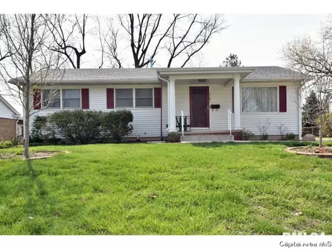 3301 St Francis, Springfield, IL 62703 photo 2