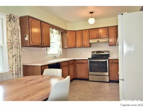 3301 St Francis, Springfield, IL 62703 photo 10