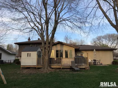 4129 Hazelcrest Rd, Springfield, IL 62703 photo 2