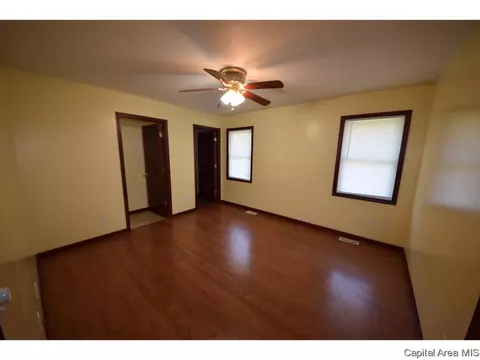 901 Knoll Pointe Pl, Springfield, IL 62703 photo 13