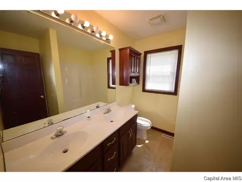 901 Knoll Pointe Pl, Springfield, IL 62703 photo 15