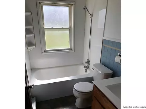 2136 S 9th St, Springfield, IL 62703 photo 8