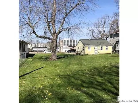 2136 S 9th St, Springfield, IL 62703 photo 9