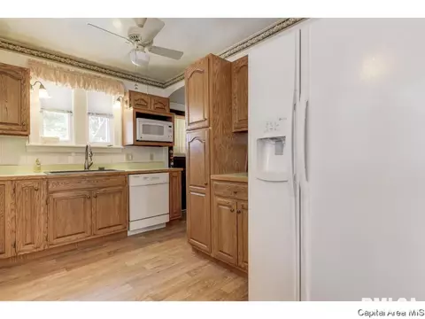 816 S State St, Springfield, IL 62704 photo 14