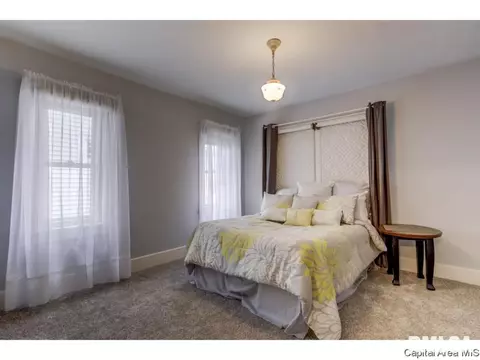 816 S State St, Springfield, IL 62704 photo 17