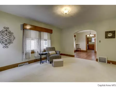 816 S State St, Springfield, IL 62704 photo 8
