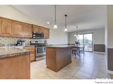 5310 Biltmore Dr, Springfield, IL 62711 photo 8