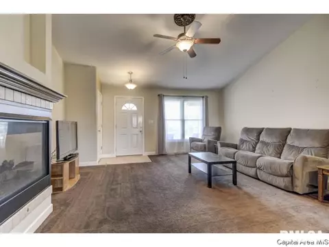 5310 Biltmore Dr, Springfield, IL 62711 photo 4