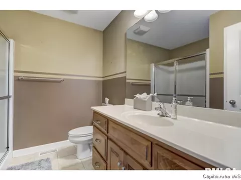 5310 Biltmore Dr, Springfield, IL 62711 photo 17