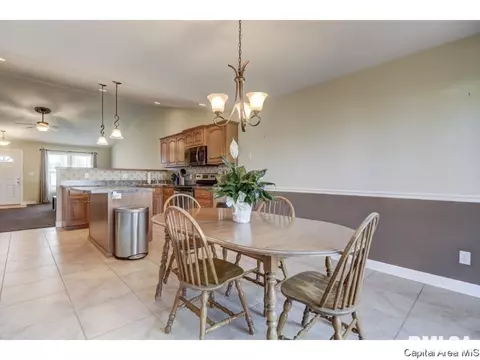 5310 Biltmore Dr, Springfield, IL 62711 photo 13
