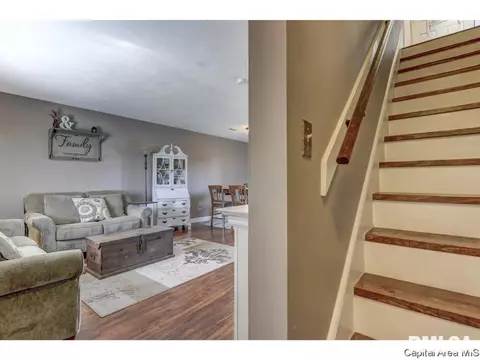 2433 Basil Dr, Springfield, IL 62707 photo 9