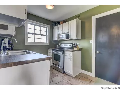 2433 Basil Dr, Springfield, IL 62707 photo 14