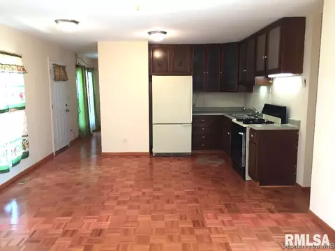 2516 Sutherland Rd, Springfield, IL 62702 photo 9