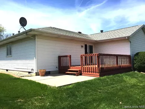 3028 Turning Mill Dr, Springfield, IL 62704 photo 4