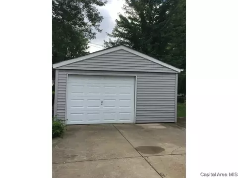 6 Claire Dr, Springfield, IL 62702 photo 11
