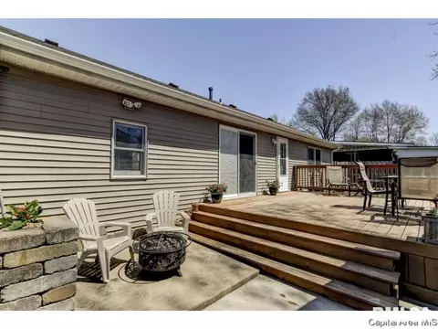 512 E Jackson, Riverton, IL 62561 photo 7