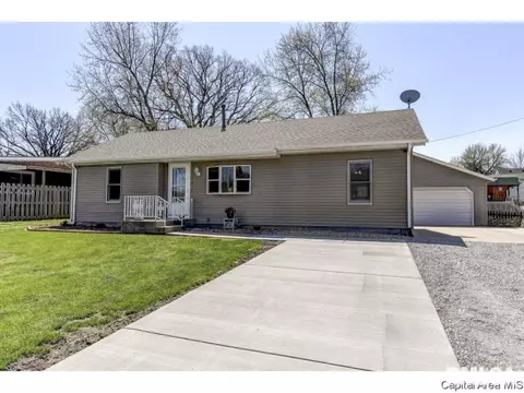 512 E Jackson, Riverton, IL 62561 photo 1