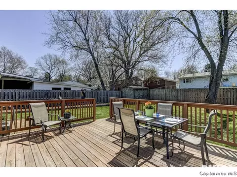 512 E Jackson, Riverton, IL 62561 photo 6
