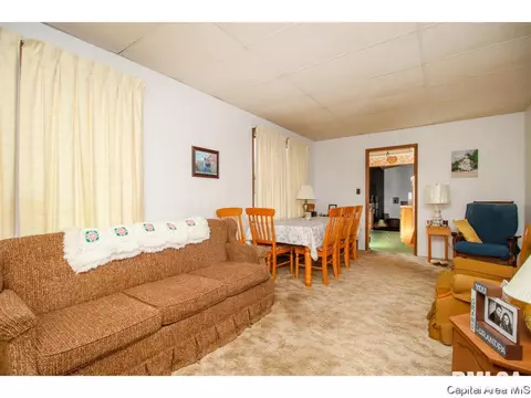 2329 S 9th St, Springfield, IL 62703 photo 8