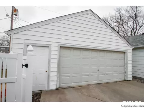 2329 S 9th St, Springfield, IL 62703 photo 23