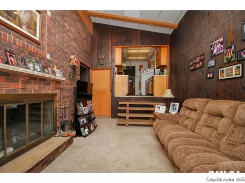2329 S 9th St, Springfield, IL 62703 photo 12