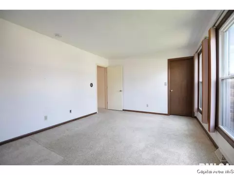 2913 Clifton Dr, Springfield, IL 62704 photo 27