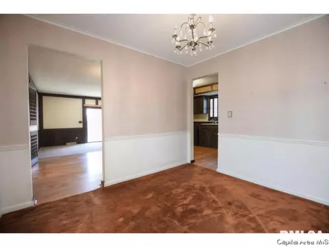2913 Clifton Dr, Springfield, IL 62704 photo 4