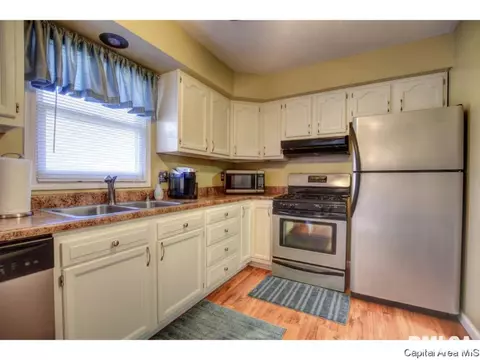 3335 Rawlings Dr, Springfield, IL 62704 photo 19