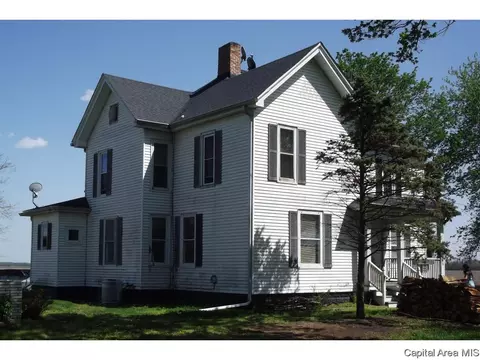 10254 Davis St, Tallula, IL 62688 photo 6