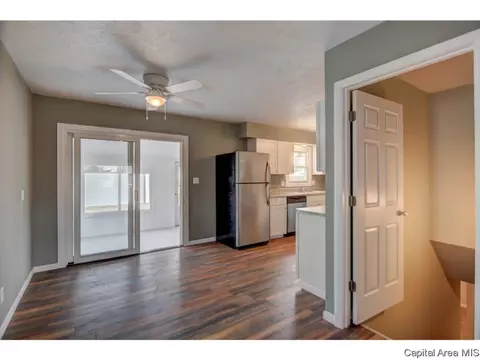 1808 N Wolfe St, Springfield, IL 62702 photo 5