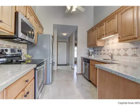 1112 Harmony Ct, Springfield, IL 62703 photo 13