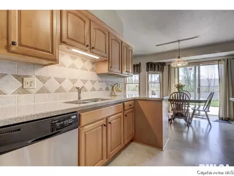 1112 Harmony Ct, Springfield, IL 62703 photo 14