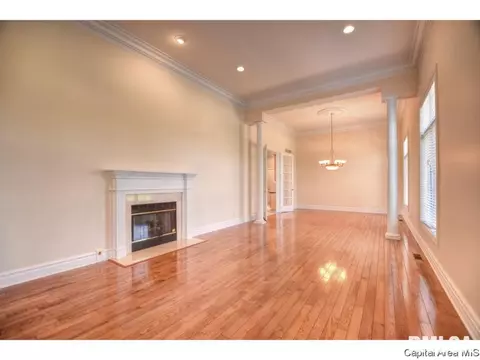 4601 Blackwolf Rd, Springfield, IL 62711 photo 6