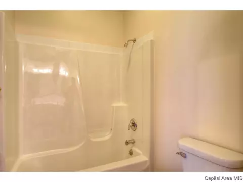 4601 Blackwolf Rd, Springfield, IL 62711 photo 17
