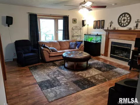 3112 Geneva Ln, Springfield, IL 62707 photo 5